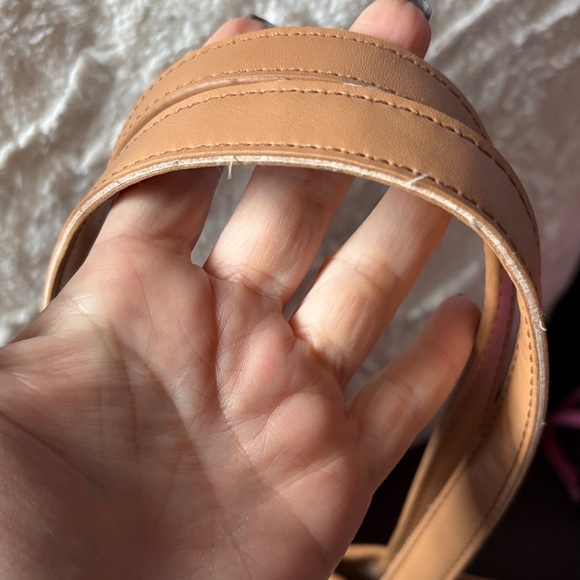 Tory Burch Tan Tote Bag - Picture 9 of 11